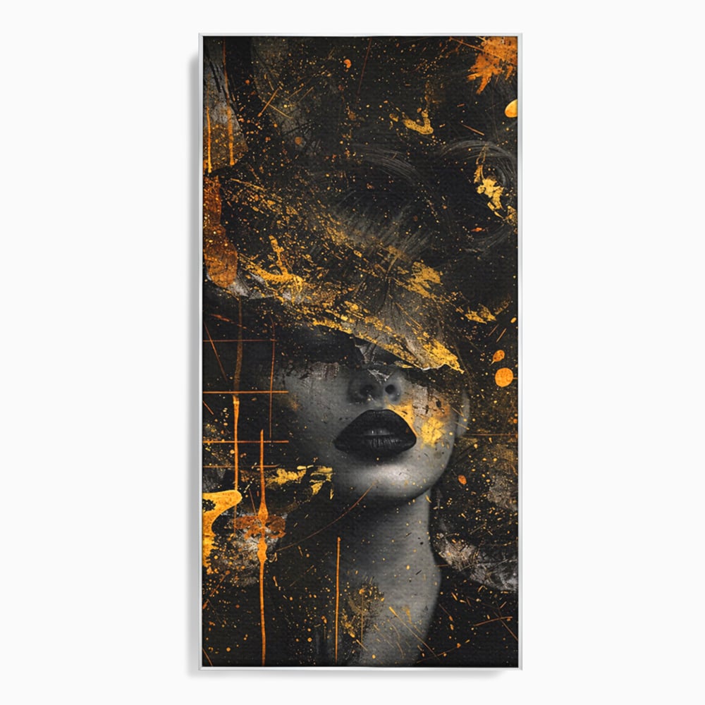 Tablou canvas cu tablou canvas cu portret feminin si pete aurii, in rama de aluminiu argintiu